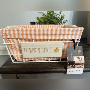 NWT- 🍁Rae Dunn🍁🎃 Farmhouse “Pumpkin Spice” Wired Basket With Liner